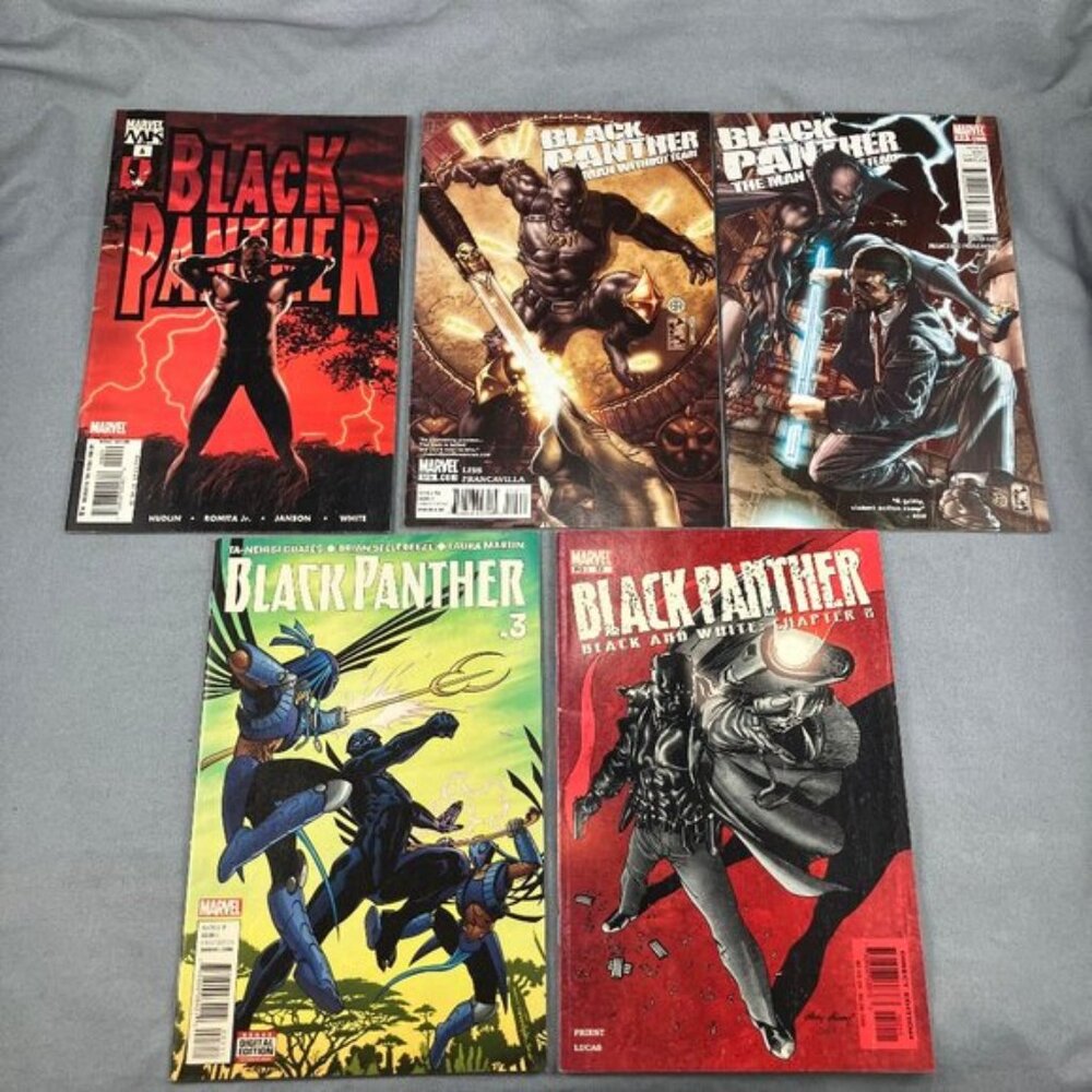 Black Panther Marvel Comic Lot of 5 Asst Issues Man without Fear Black and White